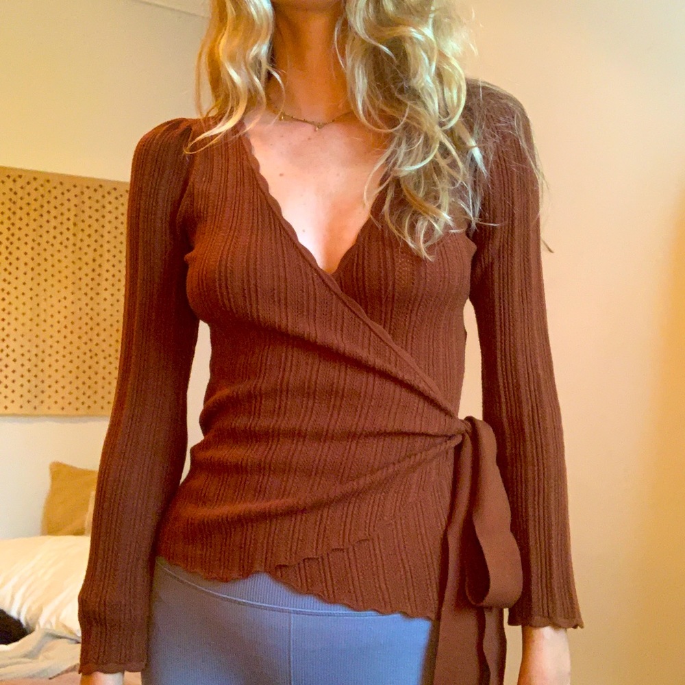 XS Sézane Brown Wrap Top